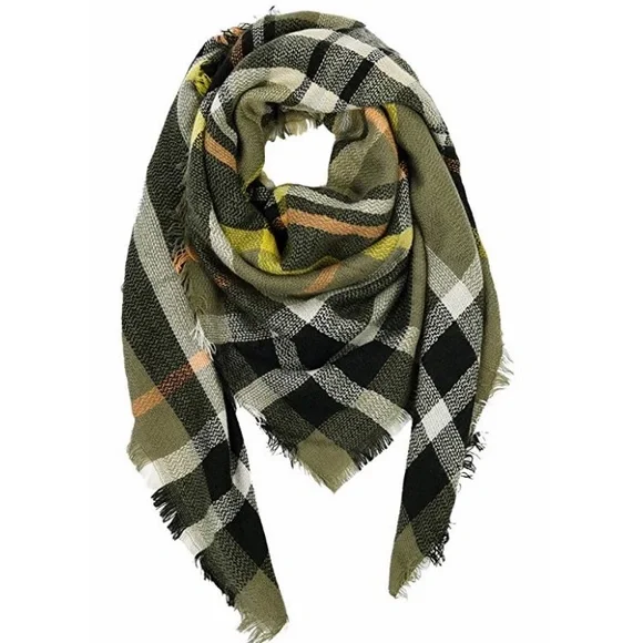 Oversized Green Plaid Blanket Scarf - Picture 4 of 10